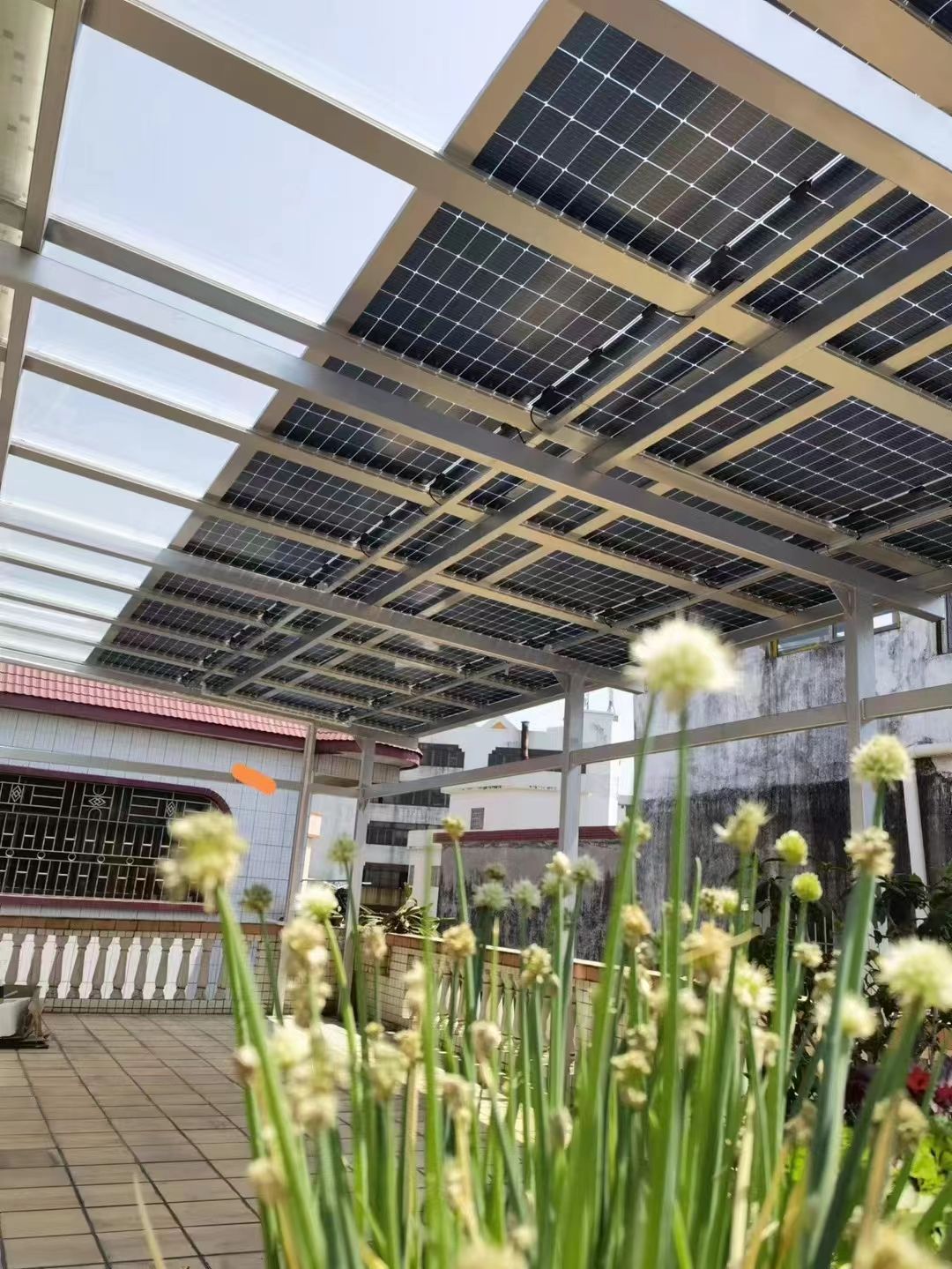 阿拉善盟别墅家用屋顶太阳能发电系统安装